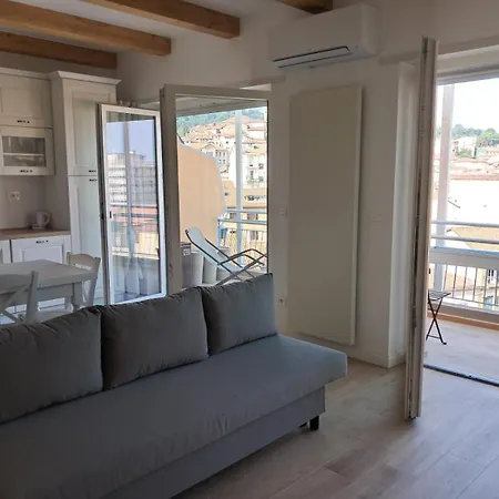 Attico Centro 4 Apartment