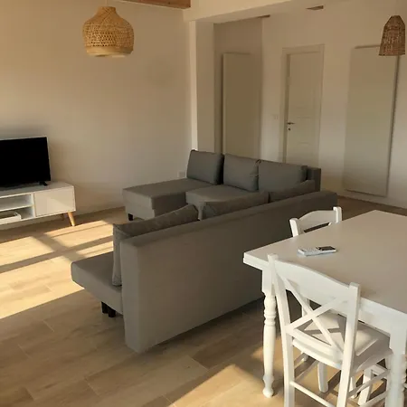 Attico Centro 4 Apartment *