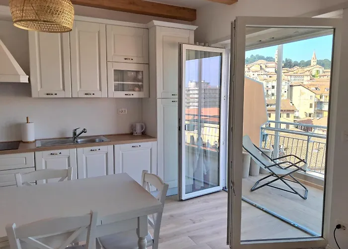Attico Centro 4 דירה